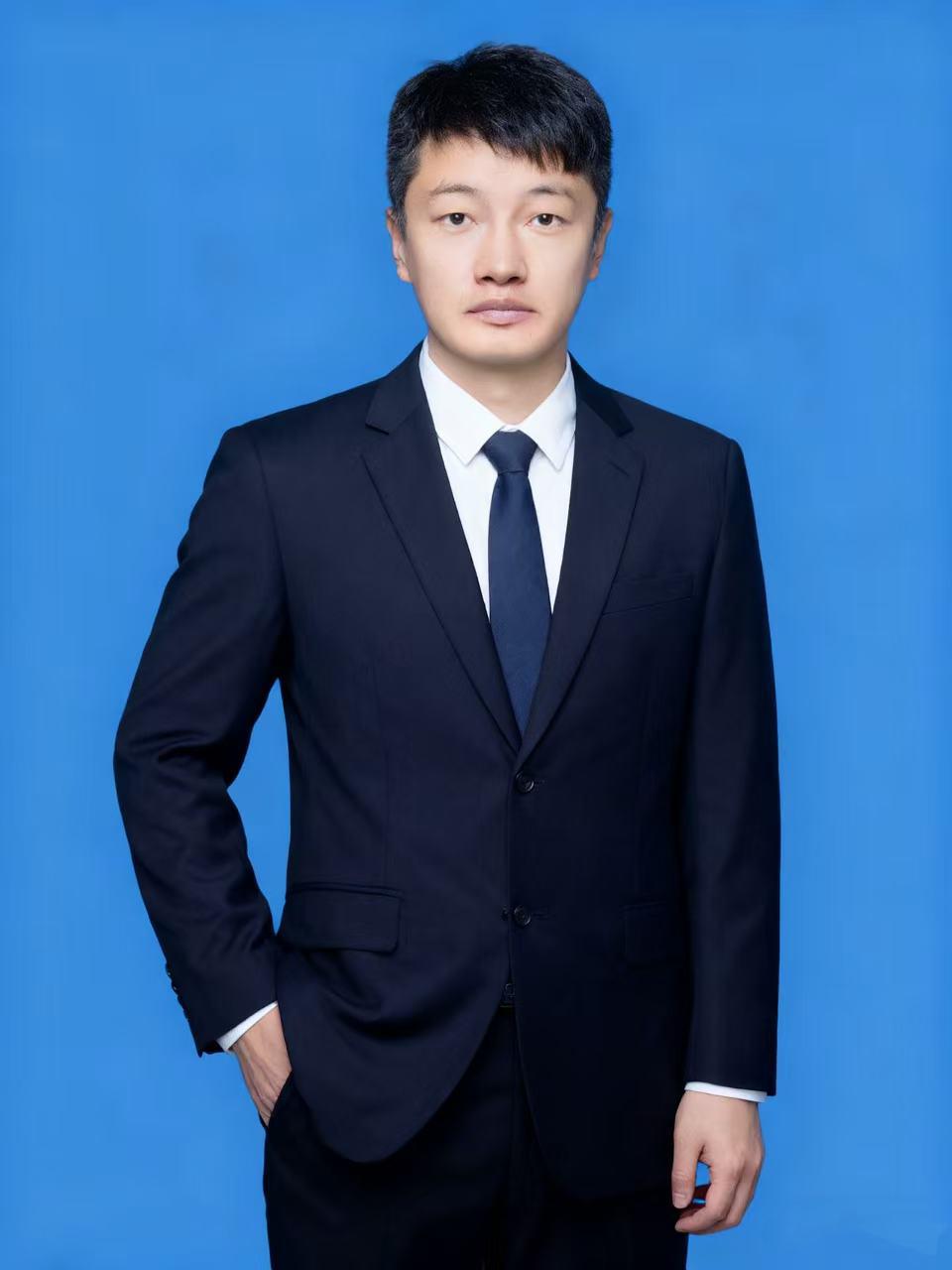 王律师